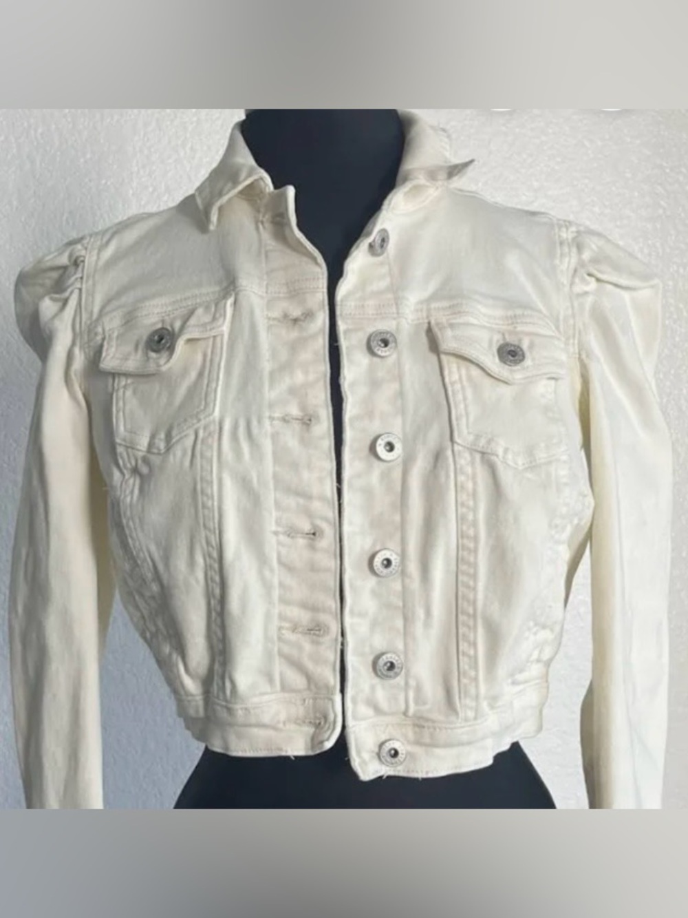 Chelsea & Violet  Denim Jacket | Color: Cream
Size S